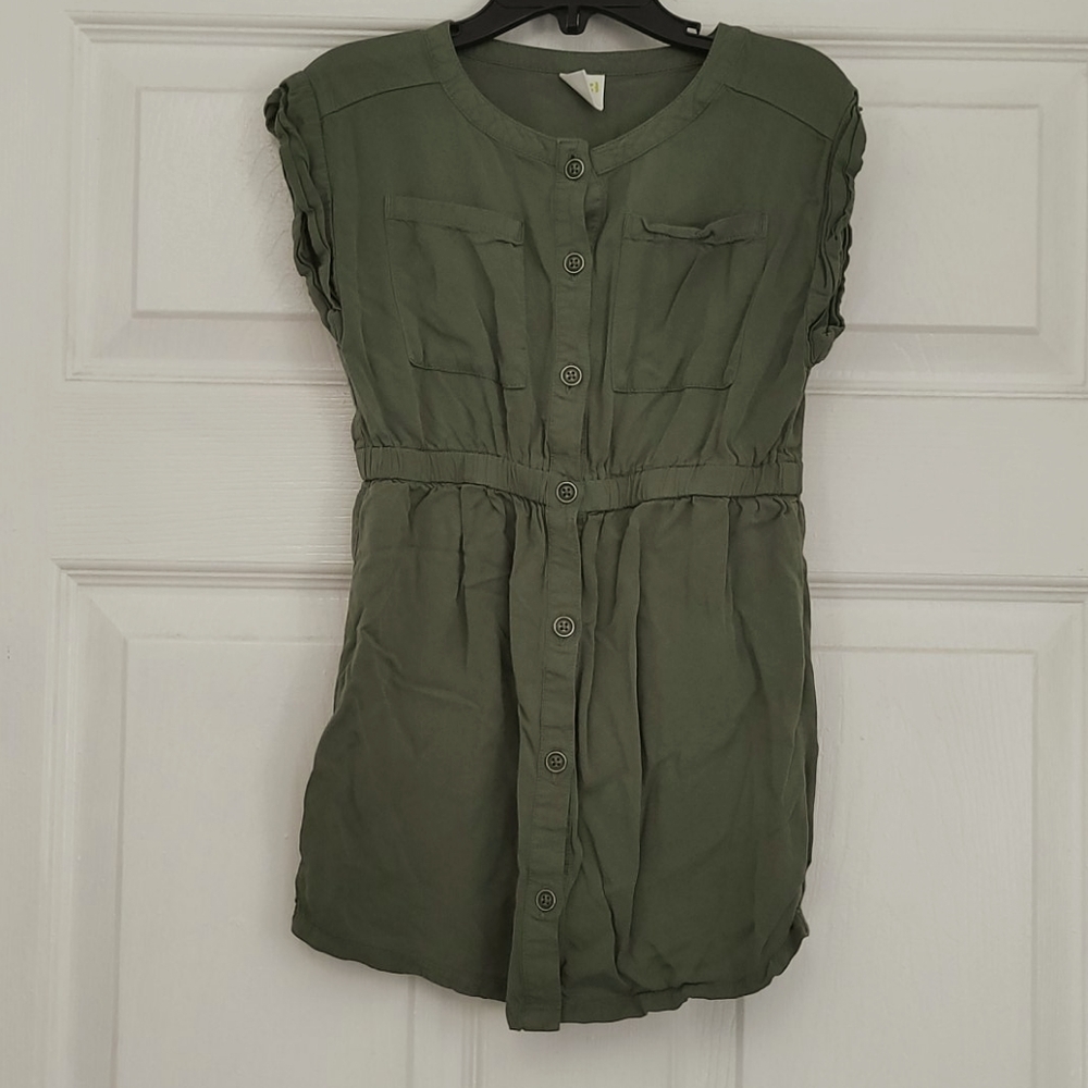 Button front green dress